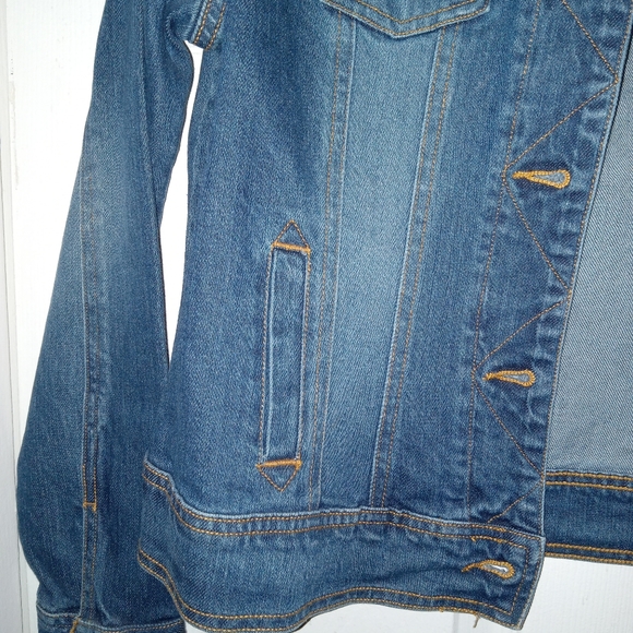 Blue Denim Jean Jacket, Size L, New with Tags - Picture 3 of 4